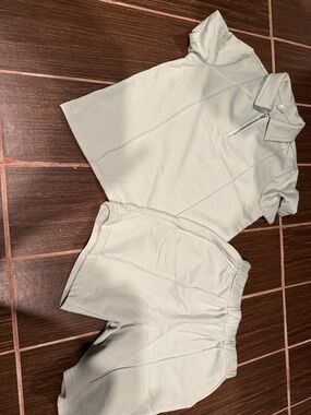 SHEIN Light Mint Green Kids Matching Set - Short Sleeve Top & Shorts